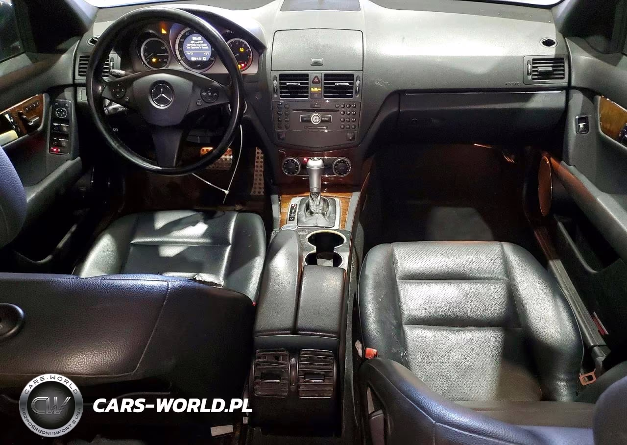 2010 Mercedes-Benz C 300 4Matic VIN:WDDGF8BB1AR130981 - 8