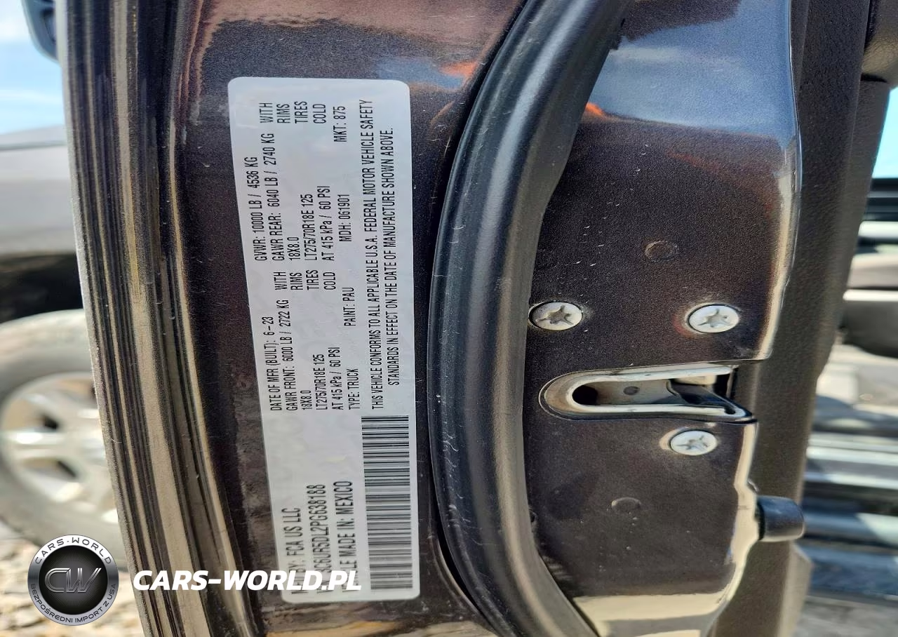 2023 Ram 2500 Big Horn VIN:3C6UR5DL2PG638188 - 12