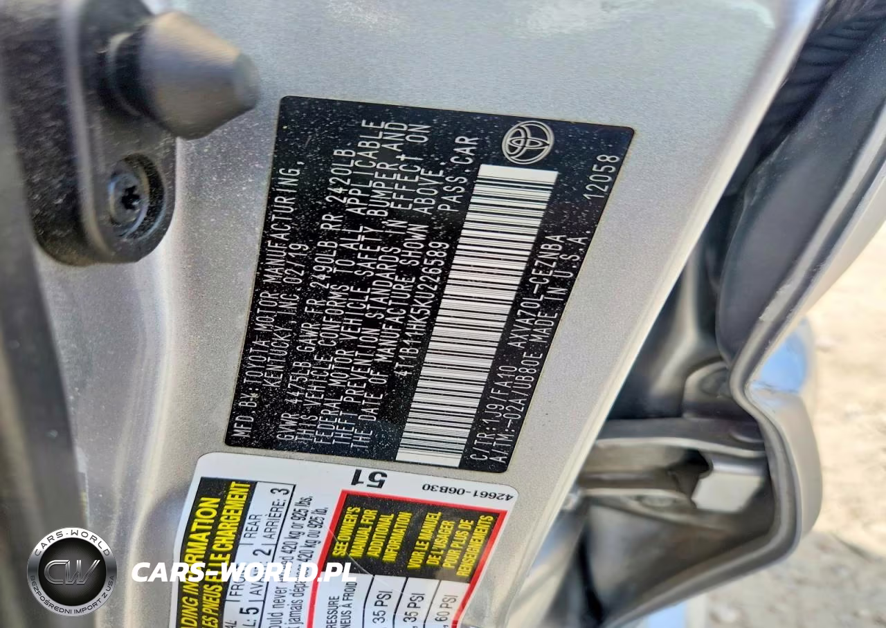 2019 Toyota Camry Le VIN:4T1B11HK5KU226589 - 12
