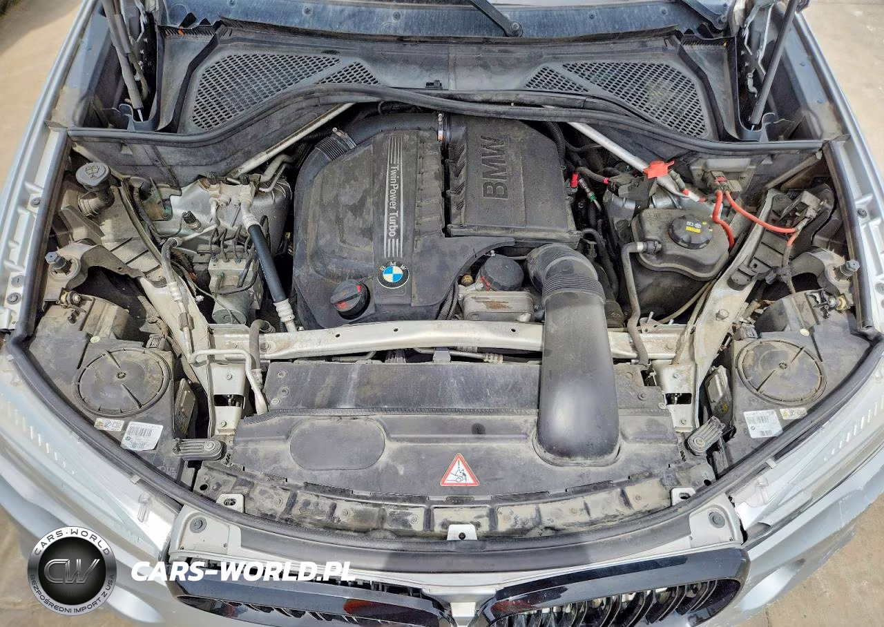 2015 BMW X5 xDrive35I VIN:5UXKR0C54F0P15554 - 11