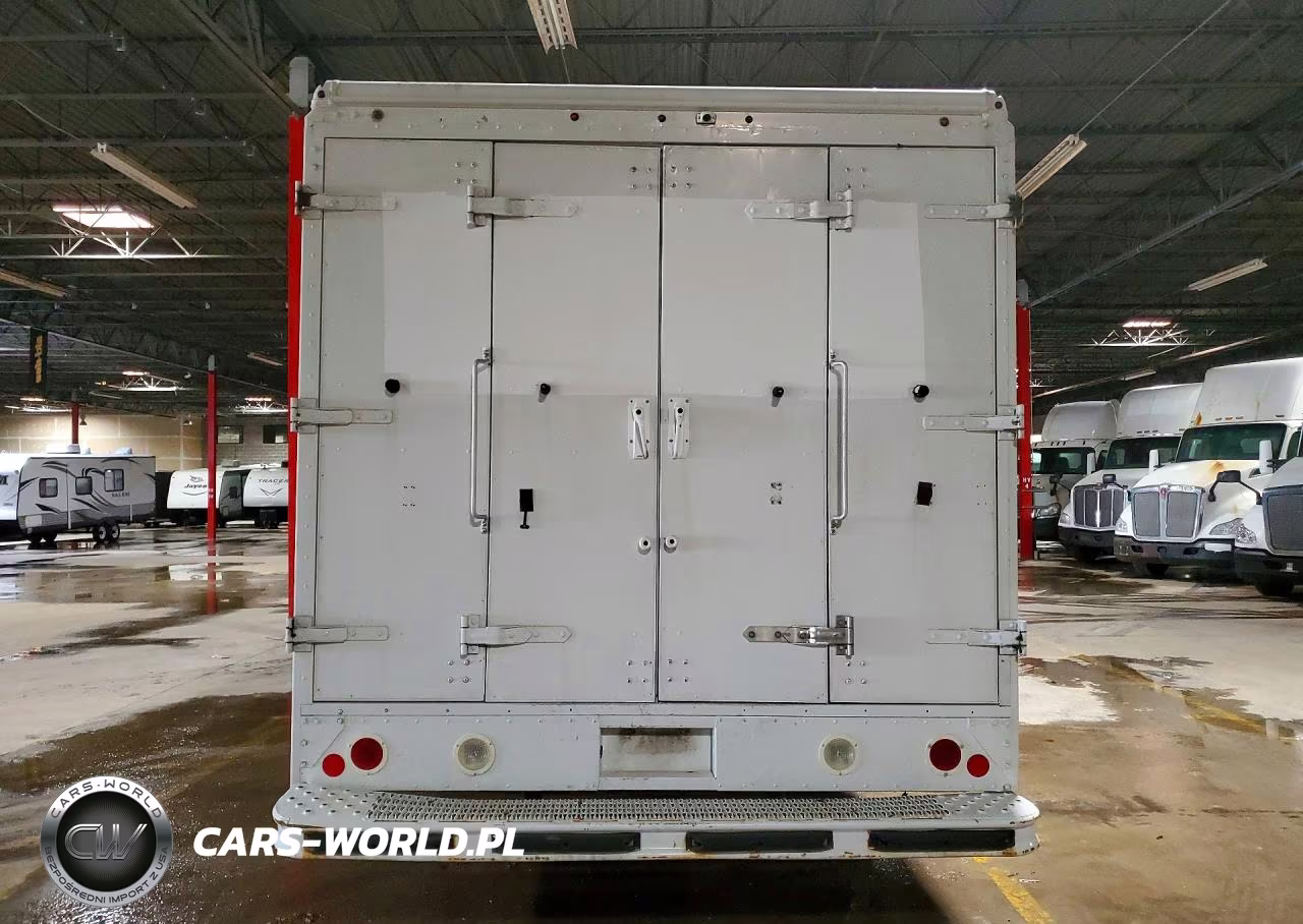 2018 Freightliner Mt45 Chassis Delivery Truck VIN:4UZAAPFD8JCJZ6690 - 6