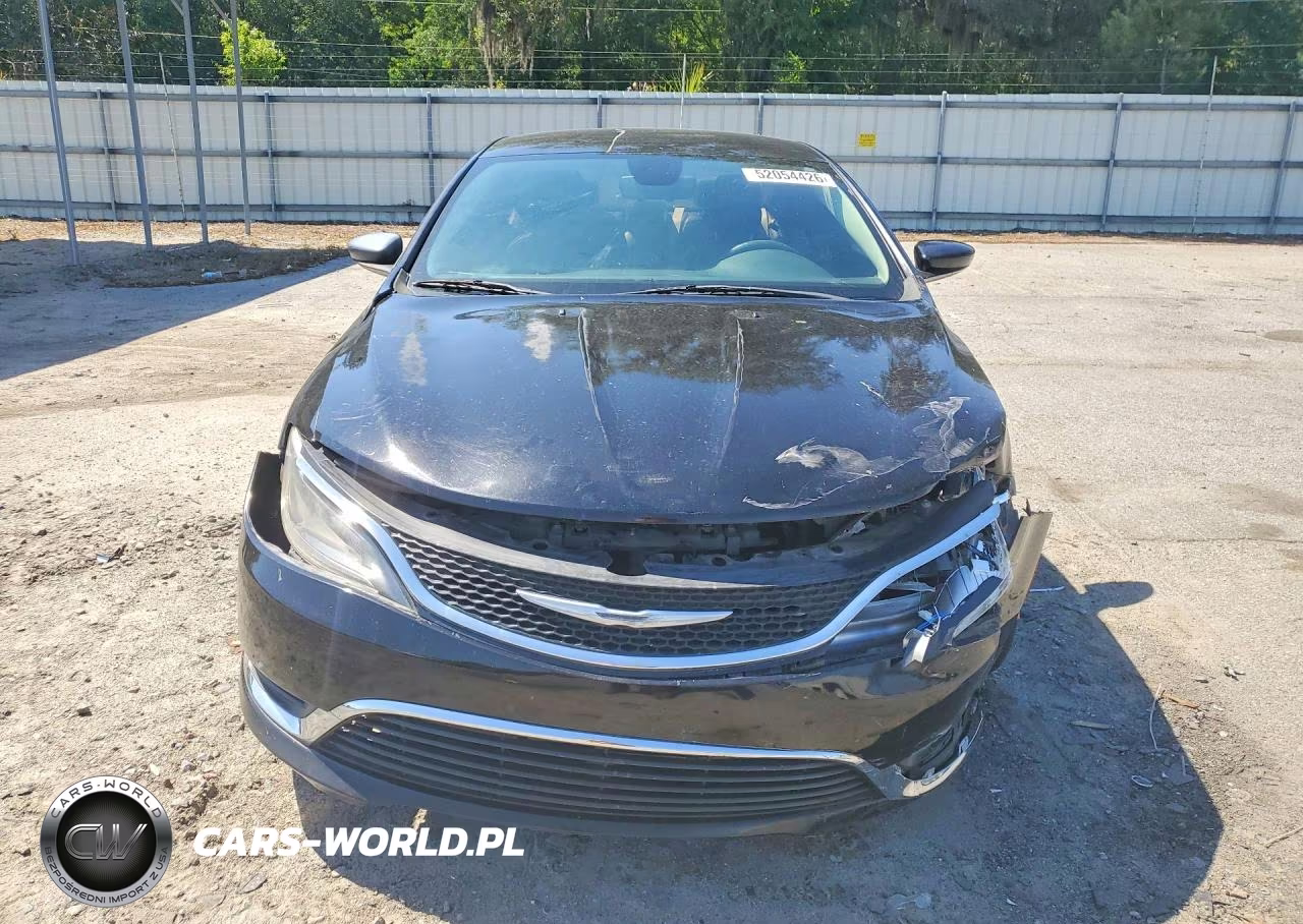 2015 Chrysler 200 Limited VIN:1C3CCCAB5FN557430 - 5
