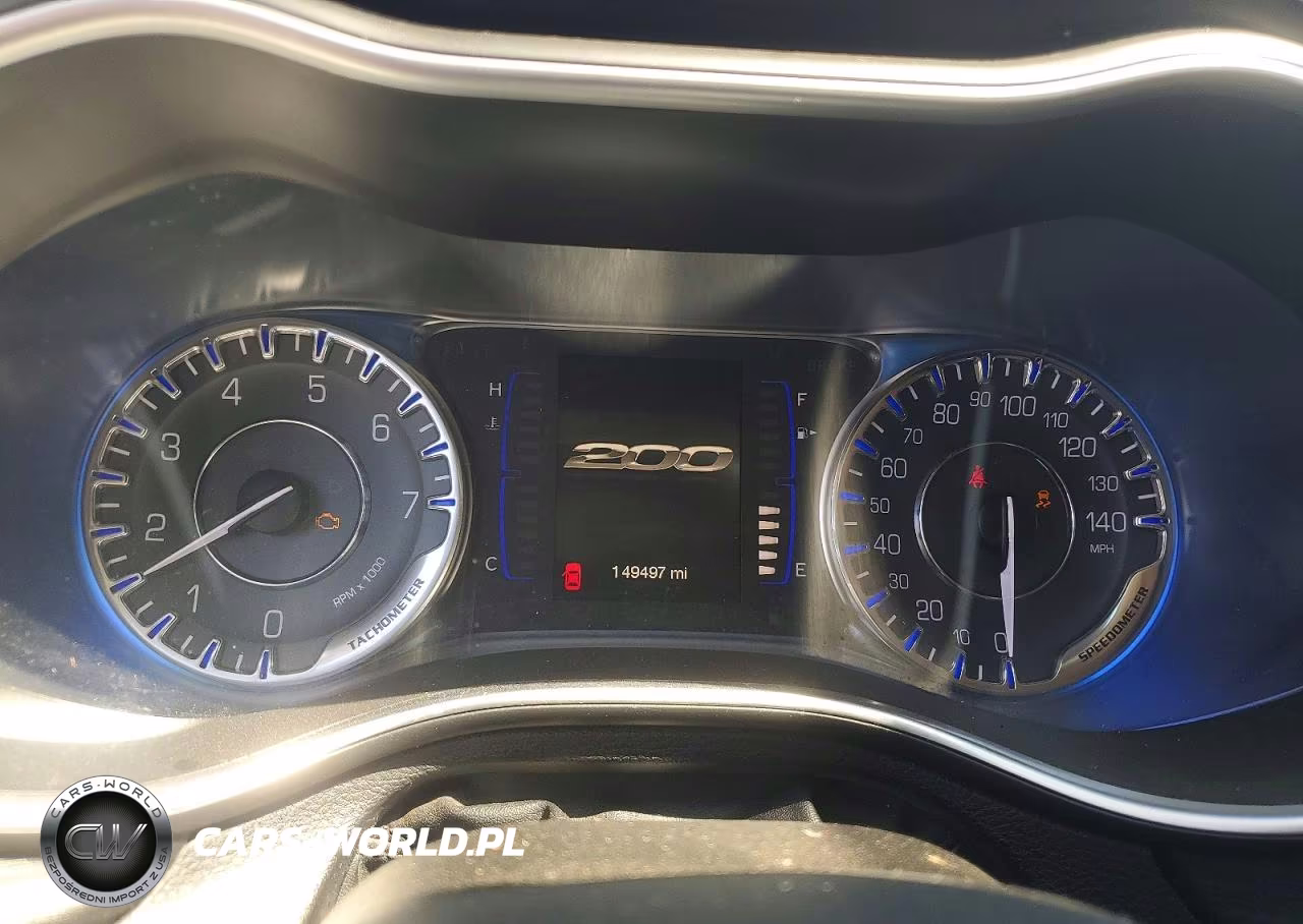 2015 Chrysler 200 Limited VIN:1C3CCCAB5FN557430 - 9