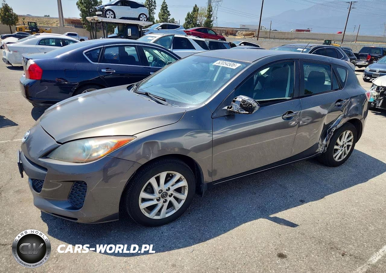 2013 Mazda 3 I