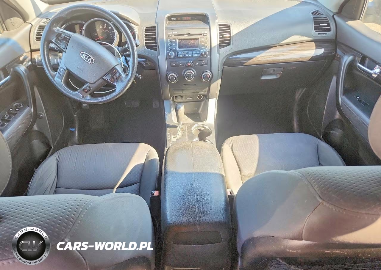 2011 Kia Sorento Lx VIN:5XYKT3A10BG070412 - 8