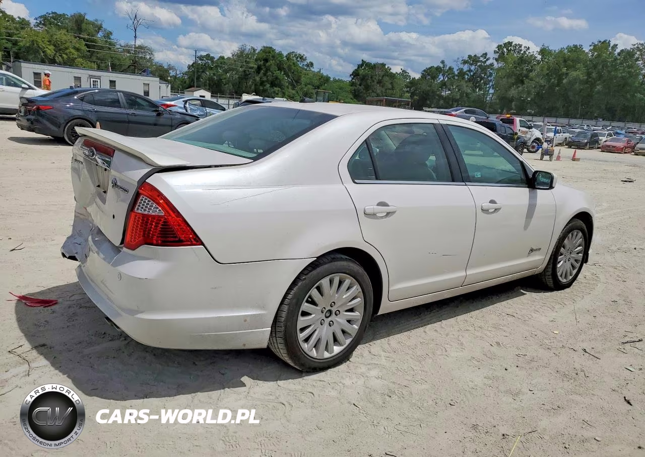 2010 Ford Fusion Hybrid VIN:3FADP0L37AR359856 - 3