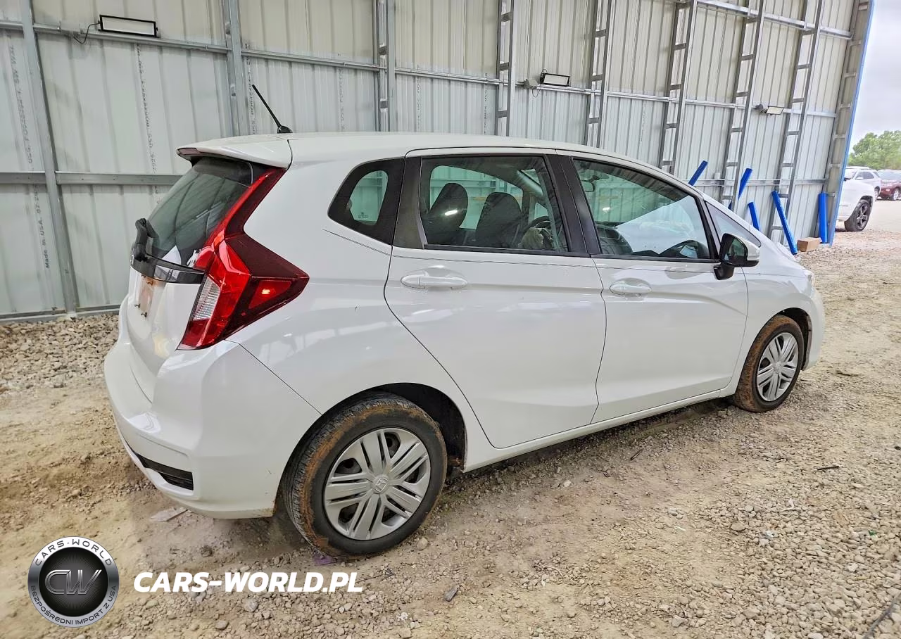 2019 Honda Fit Lx VIN:3HGGK5H4XKM717245 - 3