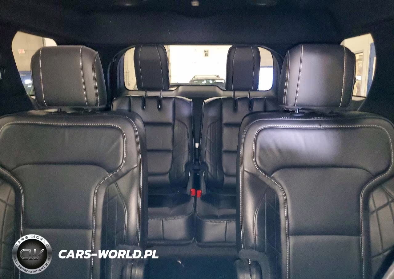 2018 Ford Explorer Platinum VIN:1FM5K8HT7JGB79252 - 10