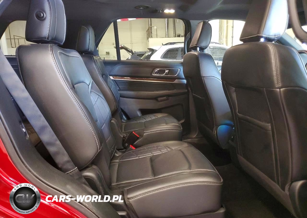 2018 Ford Explorer Platinum VIN:1FM5K8HT7JGB79252 - 11