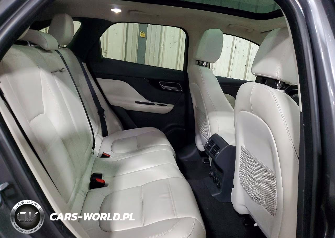 2019 Jaguar F-Pace Prestige VIN:SADCK2GX6KA600920 - 10