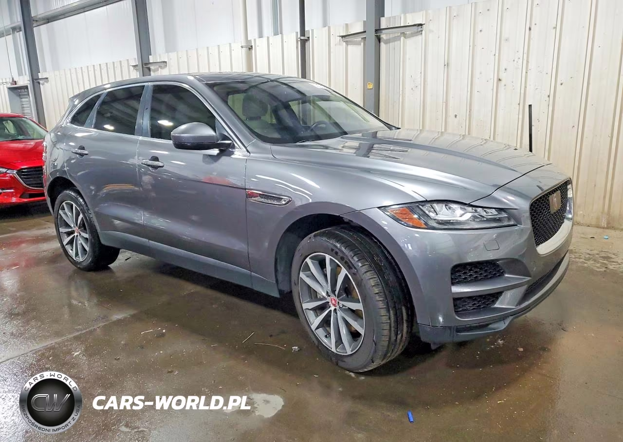 2019 Jaguar F-Pace Prestige VIN:SADCK2GX6KA600920 - 4