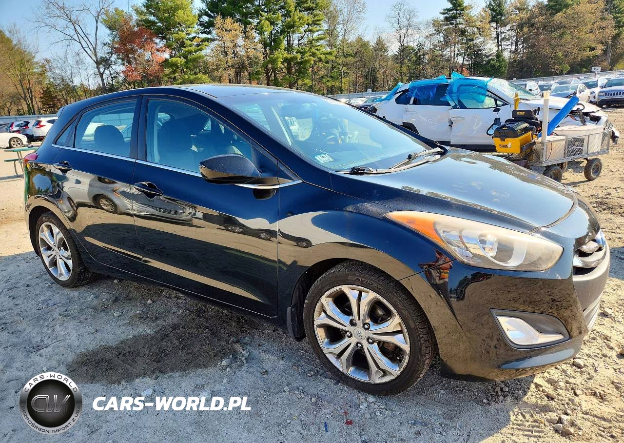 2013 Hyundai Elentra VIN:KMHD35LE6DU130632 - 4