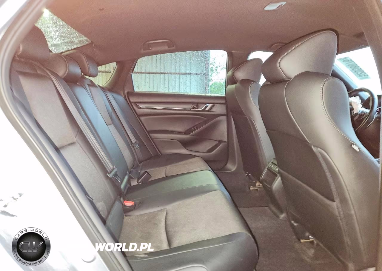2022 Honda Accord Sport VIN:1HGCV1F31NA001070 - 10