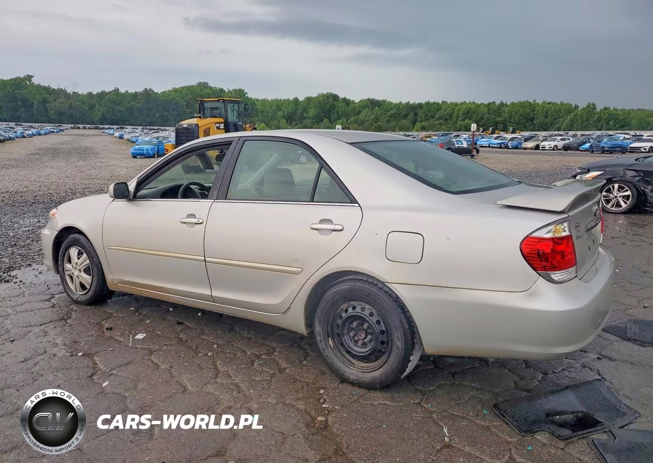 2005 Toyota Camry Le VIN:4T1BE32KX5U424906 - 2
