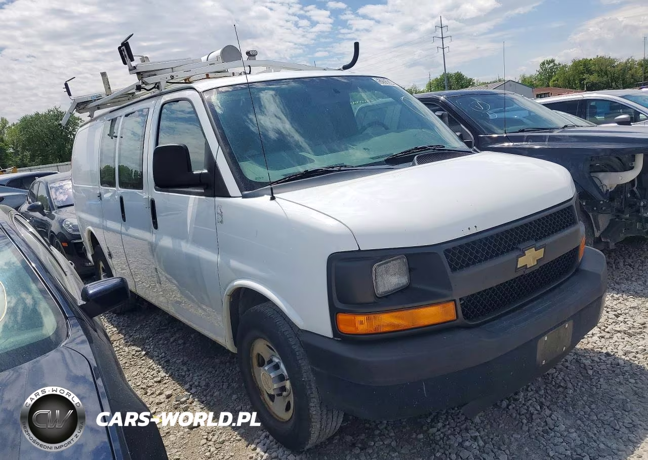 2013 Chevrolet Express G2500 VIN:1GCWGFCA0D1903732 - 4