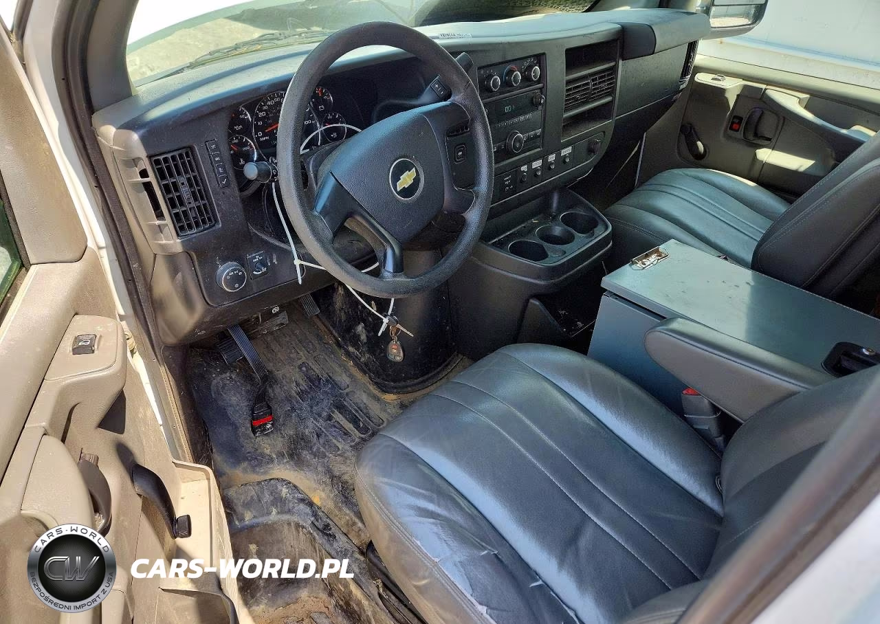 2013 Chevrolet Express G2500 VIN:1GCWGFCA0D1903732 - 8