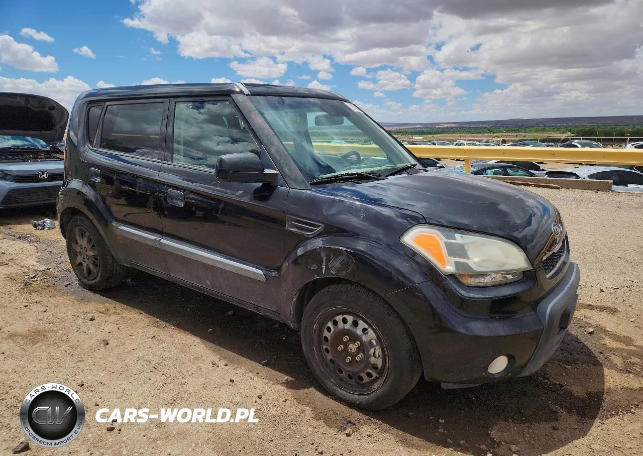 2010 Kia Soul + VIN:KNDJT2A20A7069738 - 4