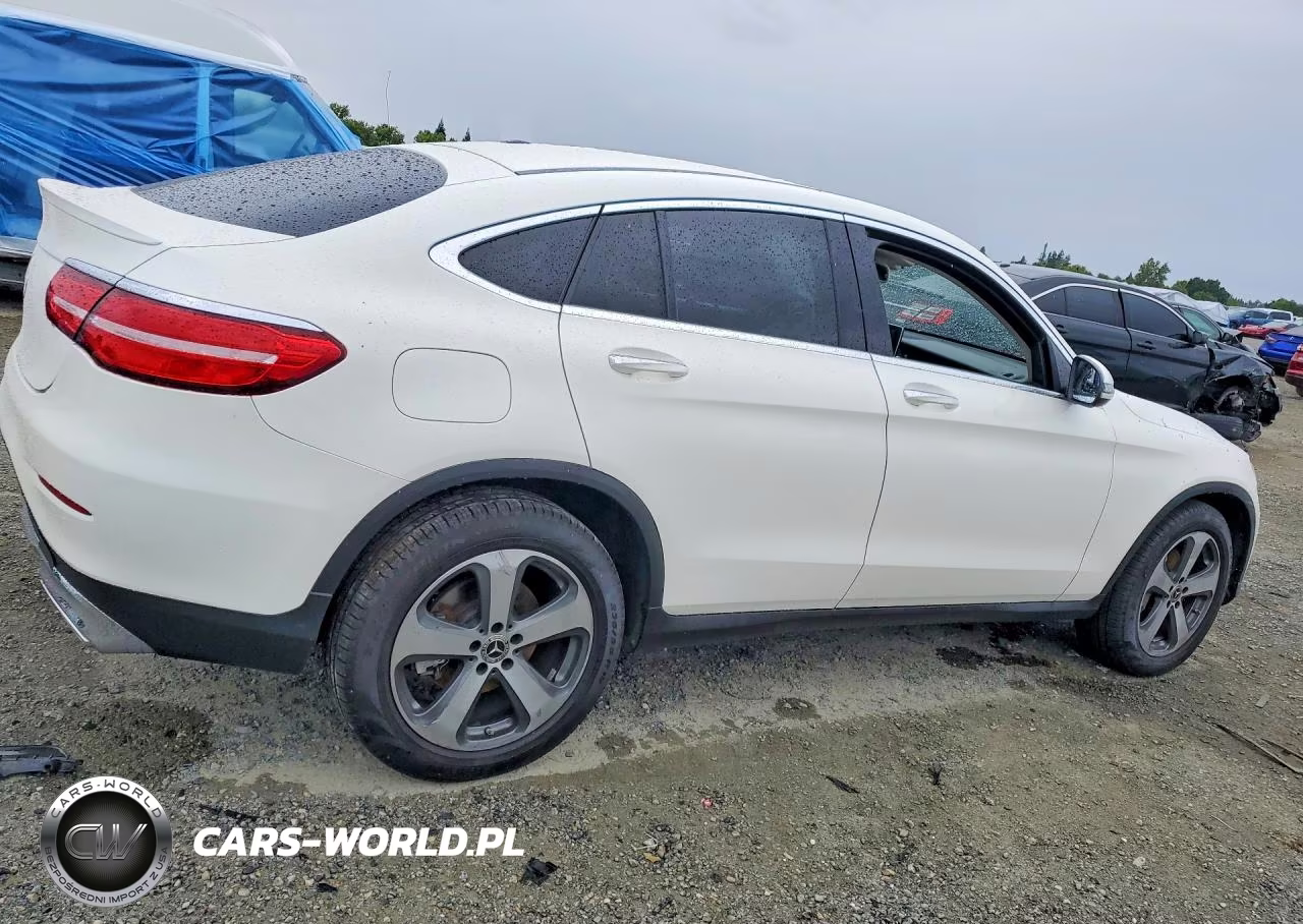 2017 Mercedes-Benz Glc Coupe 300 4Matic VIN:WDC0J4KBXHF257625 - 3