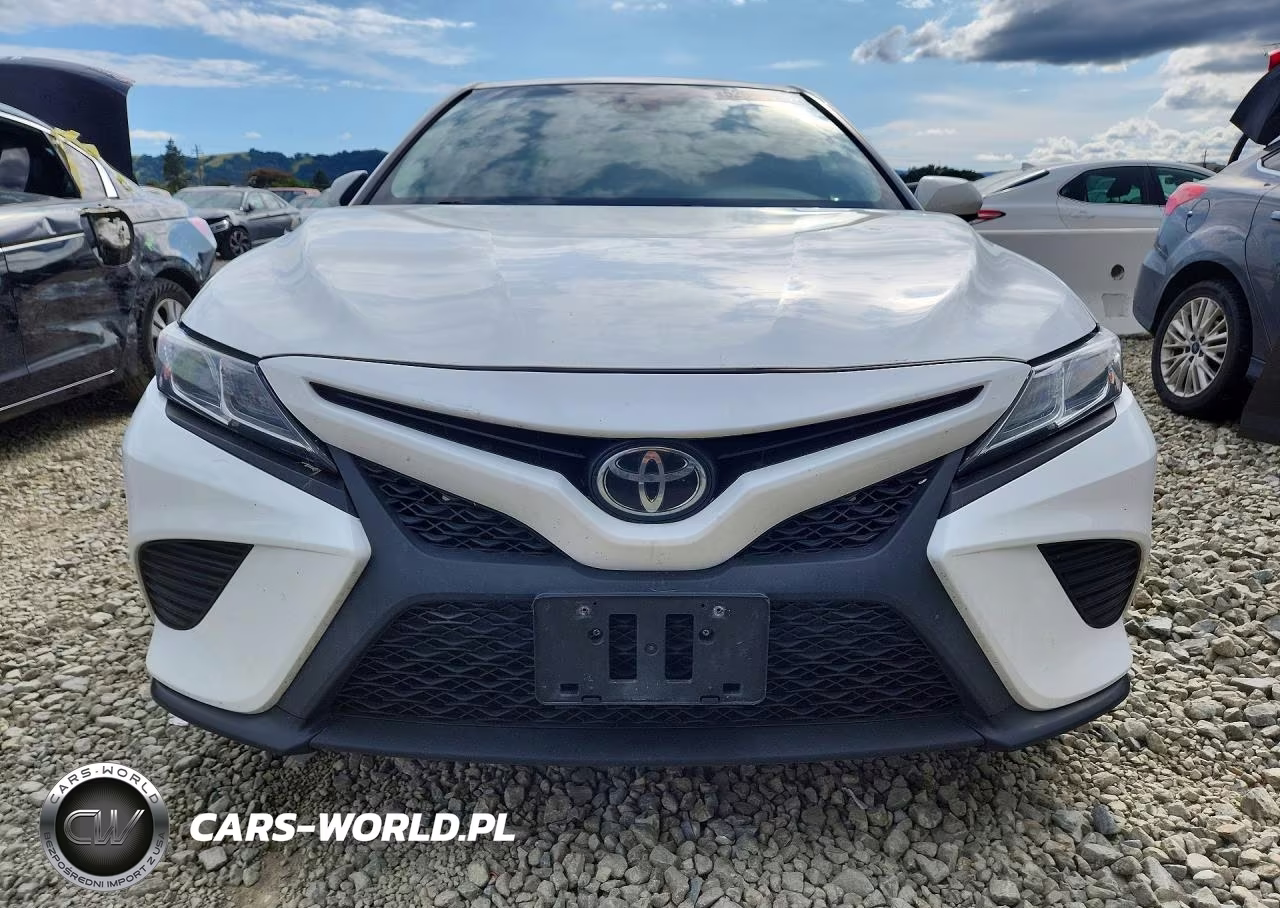 2018 Toyota Camary VIN:JTNB11HK8J3050805 - 5