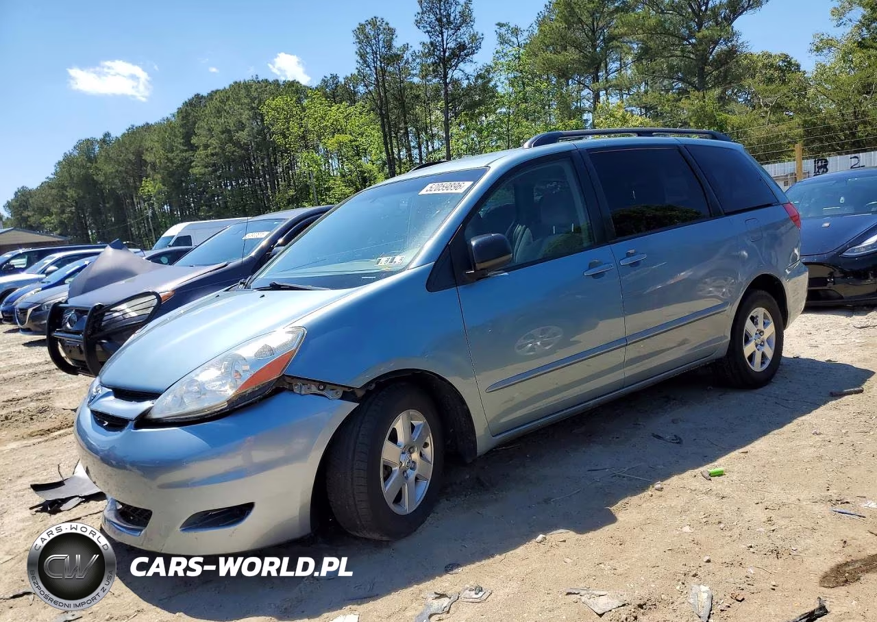 2008 Toyota Sienna Le 7-Passenger