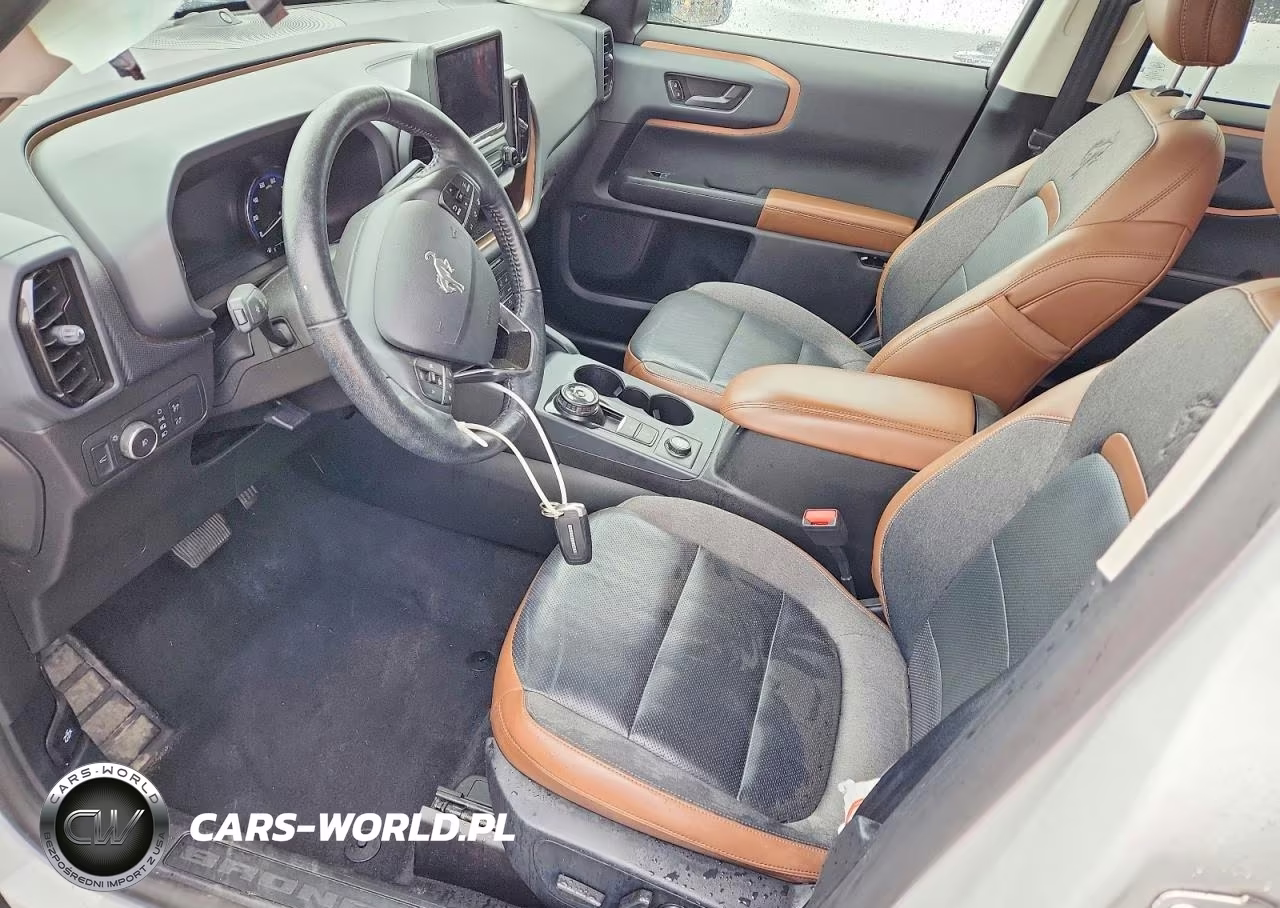 2021 Ford Bronco Sport Outer Banks VIN:3FMCR9C67MRB23366 - 7