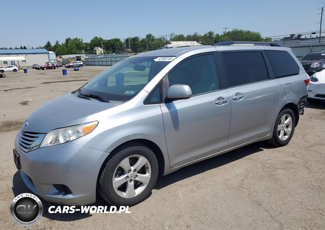 2015 Toyota Sienna Le