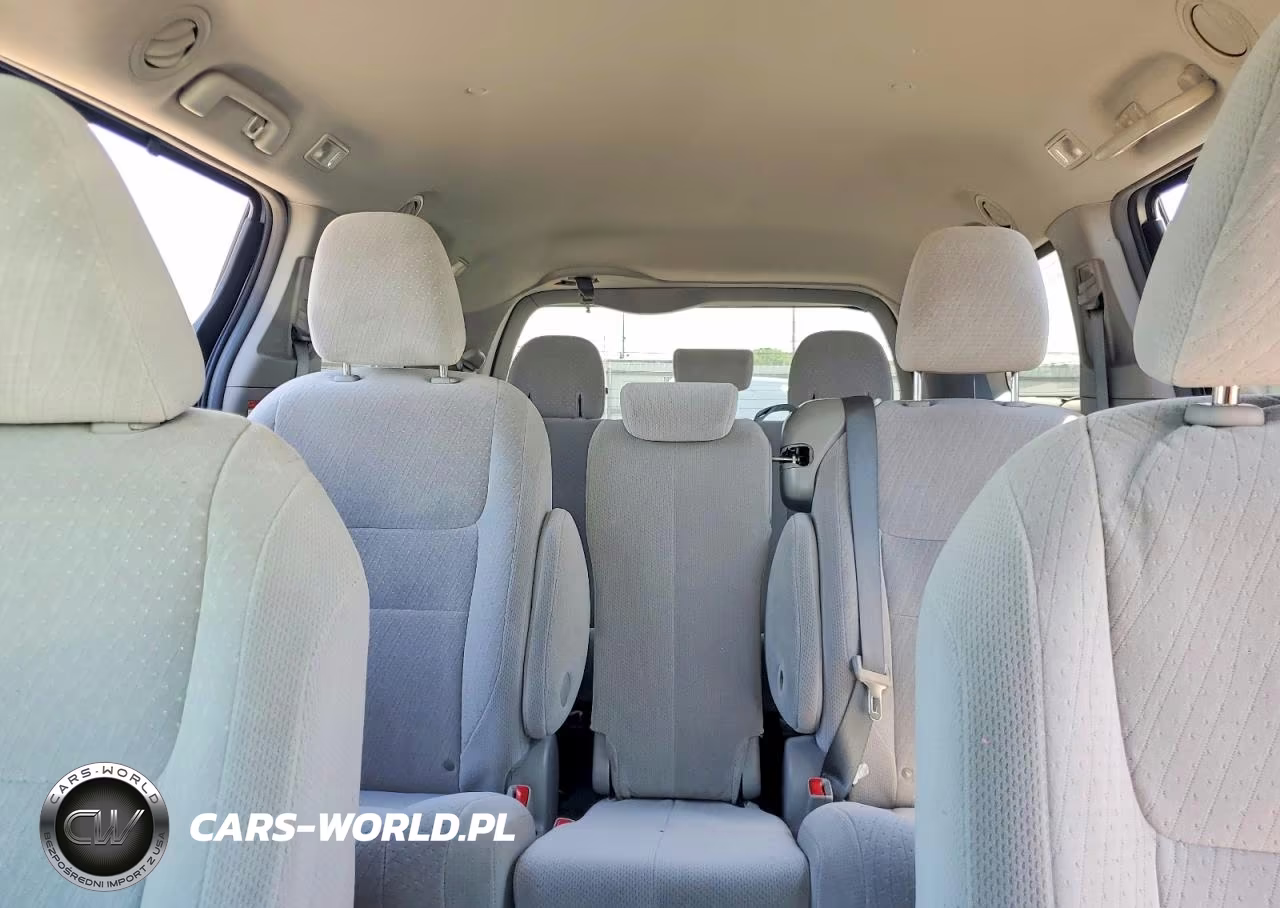 2015 Toyota Sienna Le VIN:5TDKK3DC6FS655035 - 10
