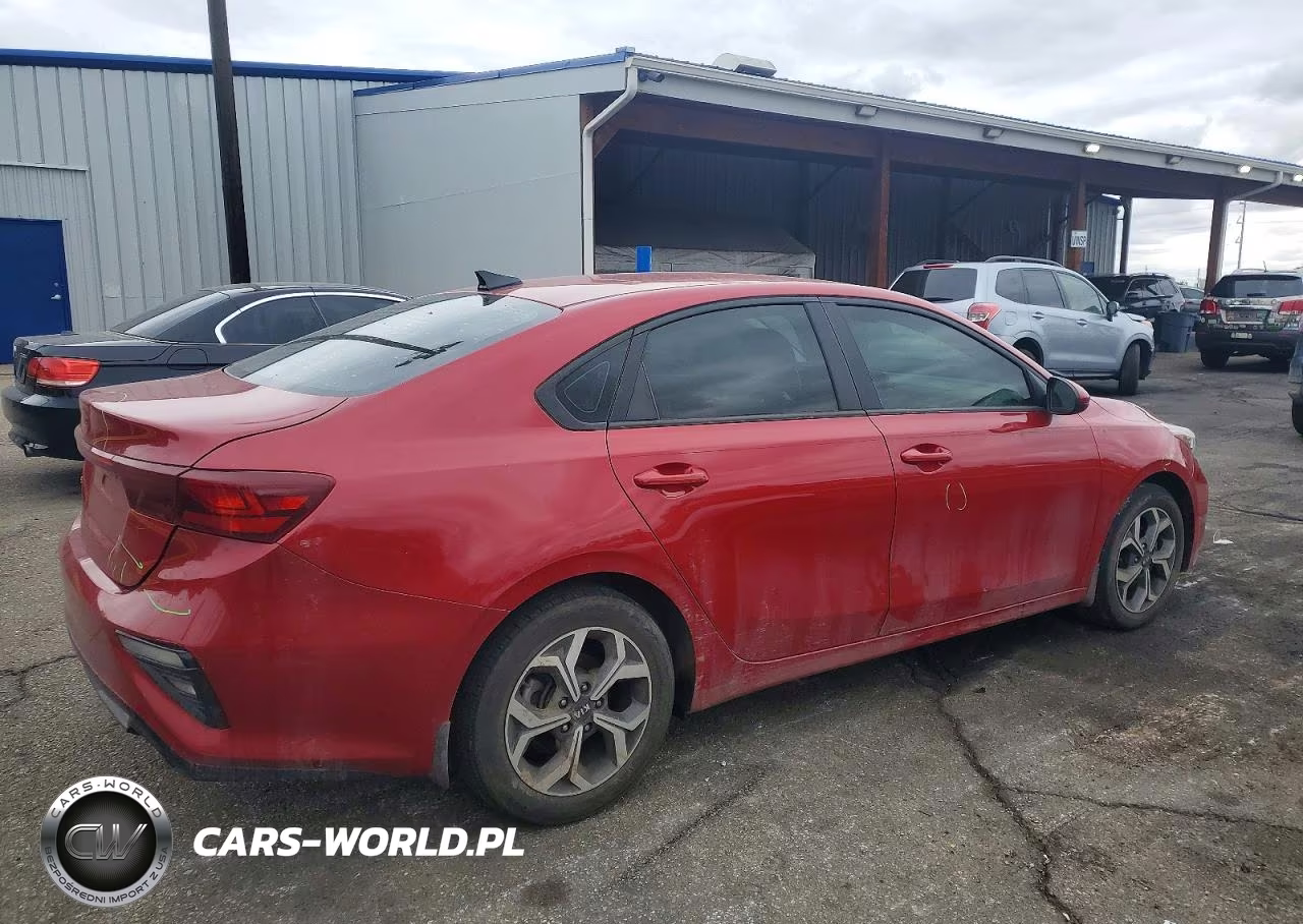 2020 Kia Forte Lxs VIN:3KPF24AD2LE210592 - 3
