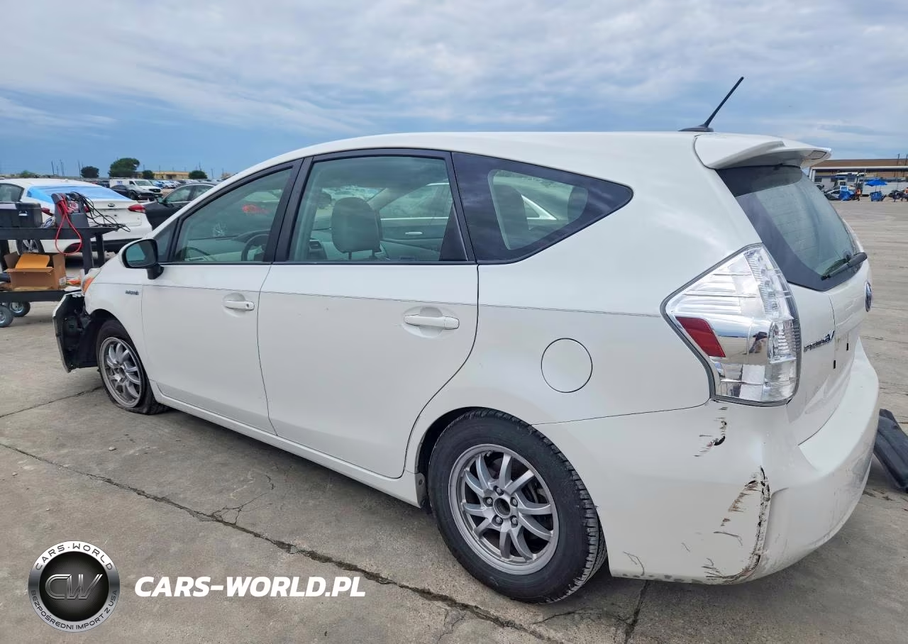 2014 Toyota Prius V Three VIN:JTDZN3EU6E3324467 - 2