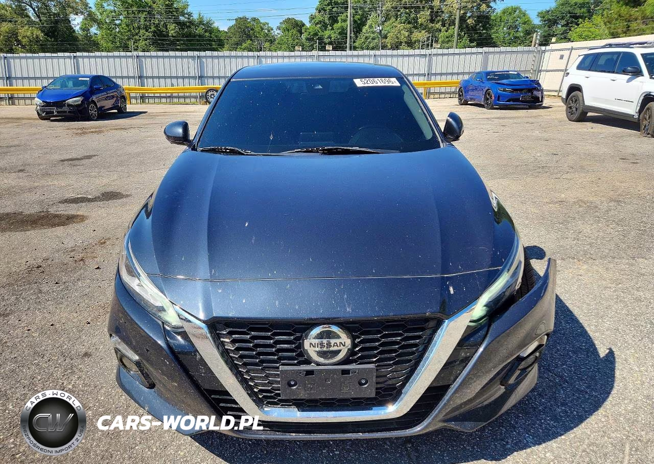 2019 Nissan Altima Platinum VIN:1N4BL4FW4KC137968 - 5
