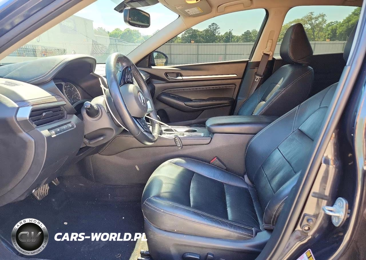 2019 Nissan Altima Platinum VIN:1N4BL4FW4KC137968 - 7