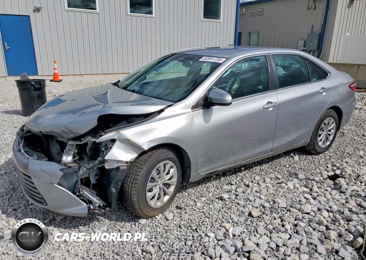 2016 Toyota Camry Le