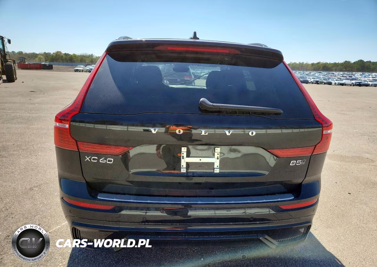 2025 Volvo Xc60 Core VIN:YV4M12RJ8S1032615 - 6