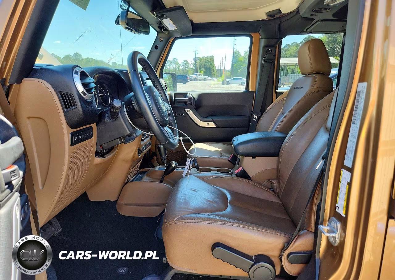 2015 Jeep Wrangler Unlimited Rubicon VIN:1C4BJWFG5FL615499 - 7