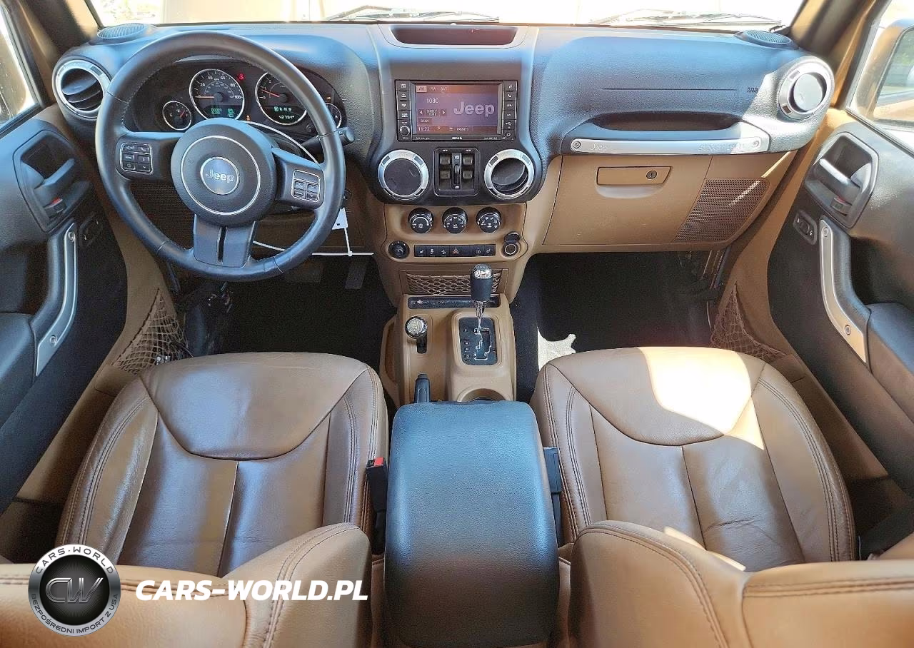 2015 Jeep Wrangler Unlimited Rubicon VIN:1C4BJWFG5FL615499 - 8