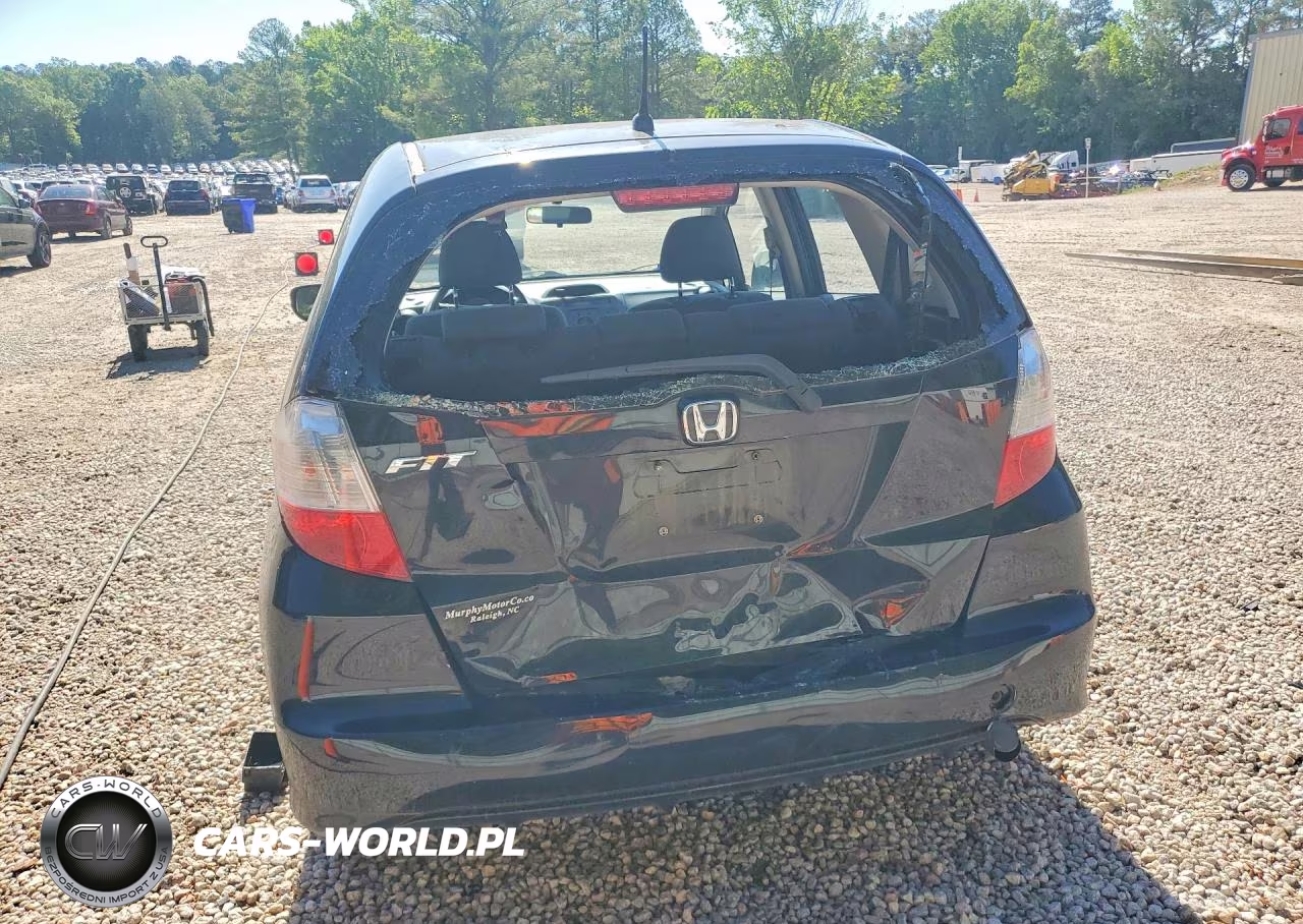 2013 Honda Fit VIN:JHMGE8G31DC018766 - 6