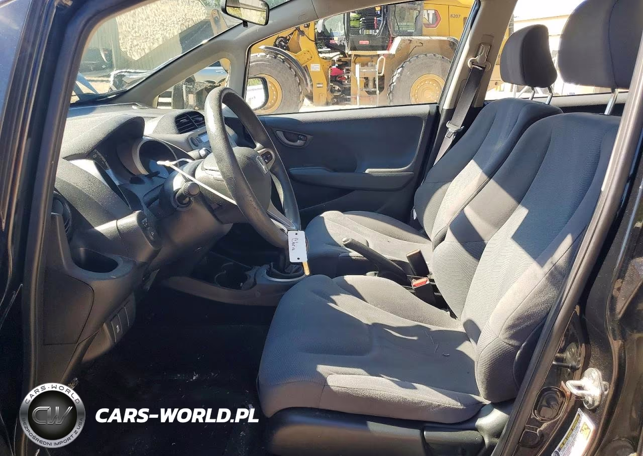 2013 Honda Fit VIN:JHMGE8G31DC018766 - 7