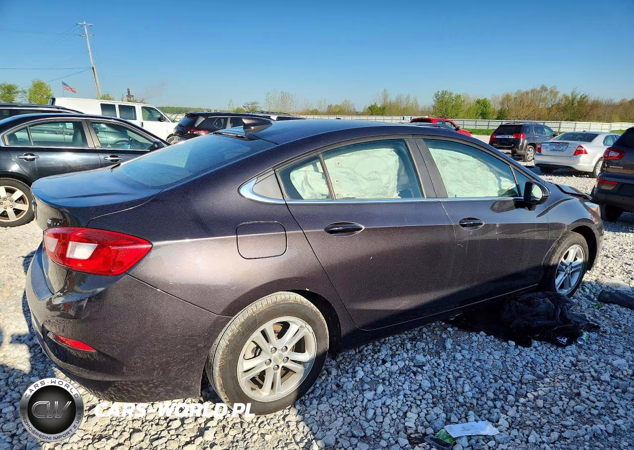 2016 Chevrolet Cruze Lt VIN:1G1BE5SM5G7313692 - 3