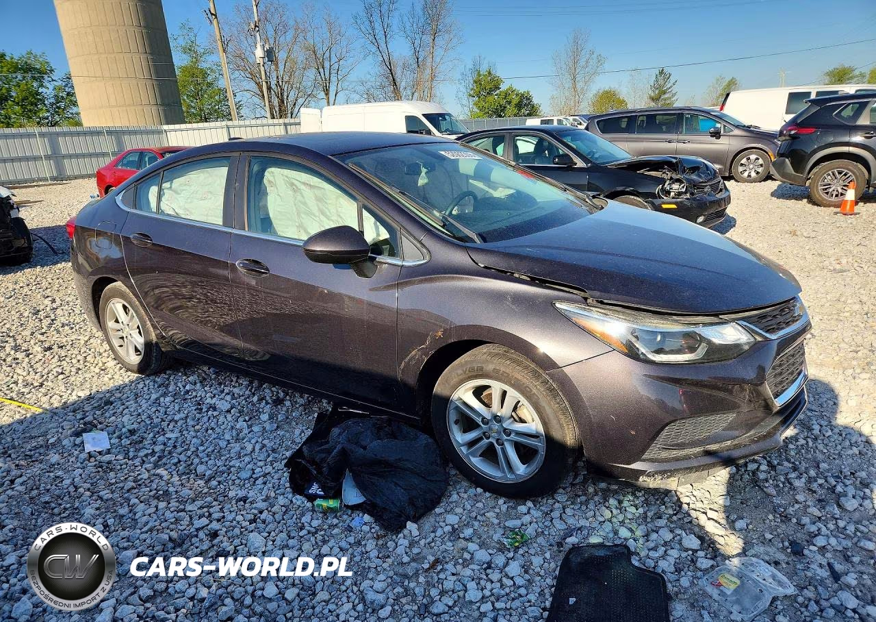 2016 Chevrolet Cruze Lt VIN:1G1BE5SM5G7313692 - 4