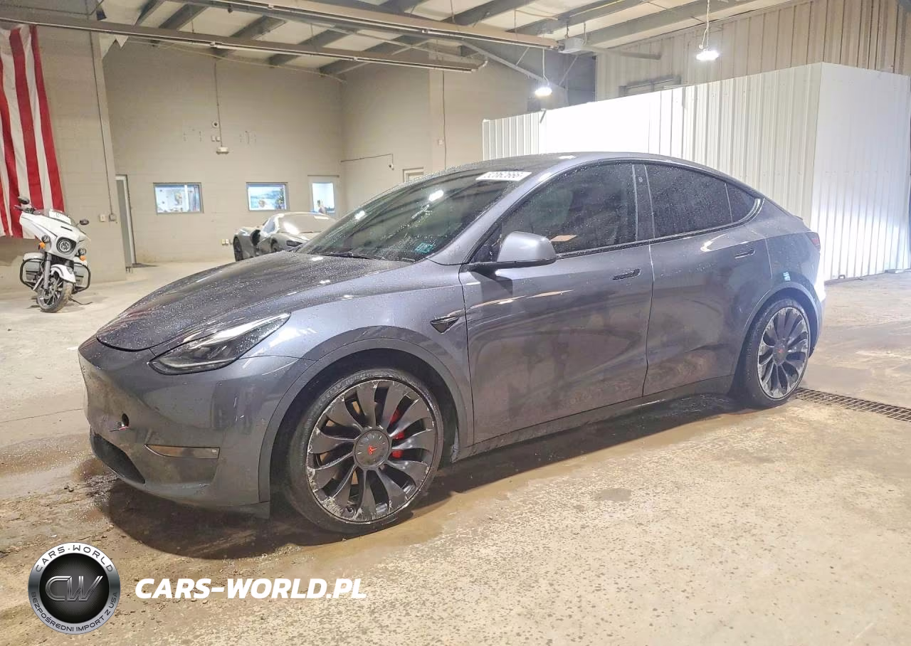 2022 Tesla Model Y – zdjęcie 1 z 13
