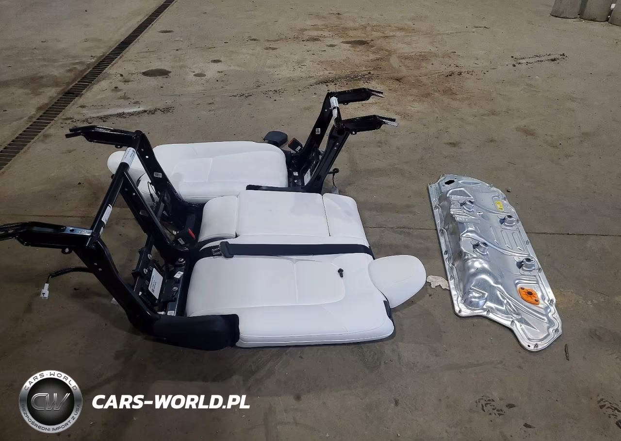 2022 Tesla Model Y VIN:7SAYGDEF4NF404790 - 12