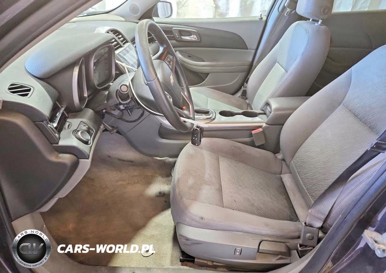 2013 Chevrolet Malibu Ls VIN:1G11B5SA7DF330585 - 7