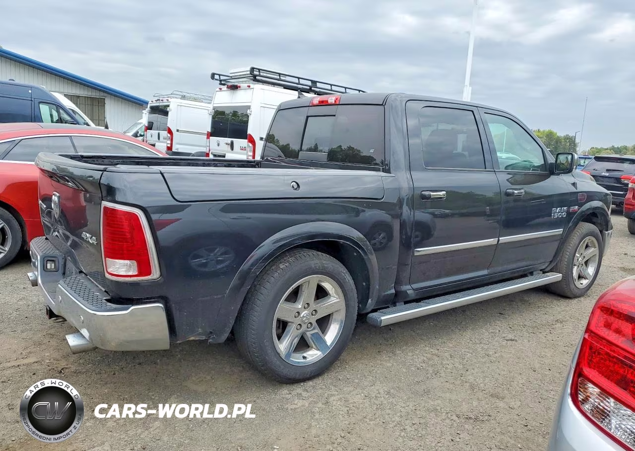 2015 Ram 1500 Longhorn VIN:1C6RR7PT2FS728140 - 3