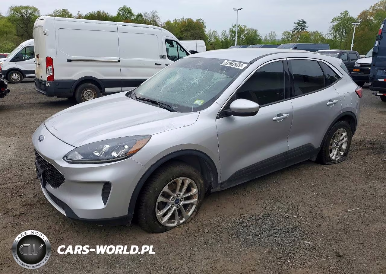 2020 Ford Escape Se
