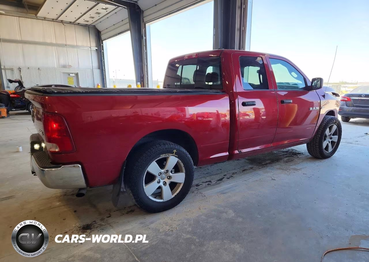 2009 Dodge Ram 1500 VIN:1D3HV18TX9S739880 - 3