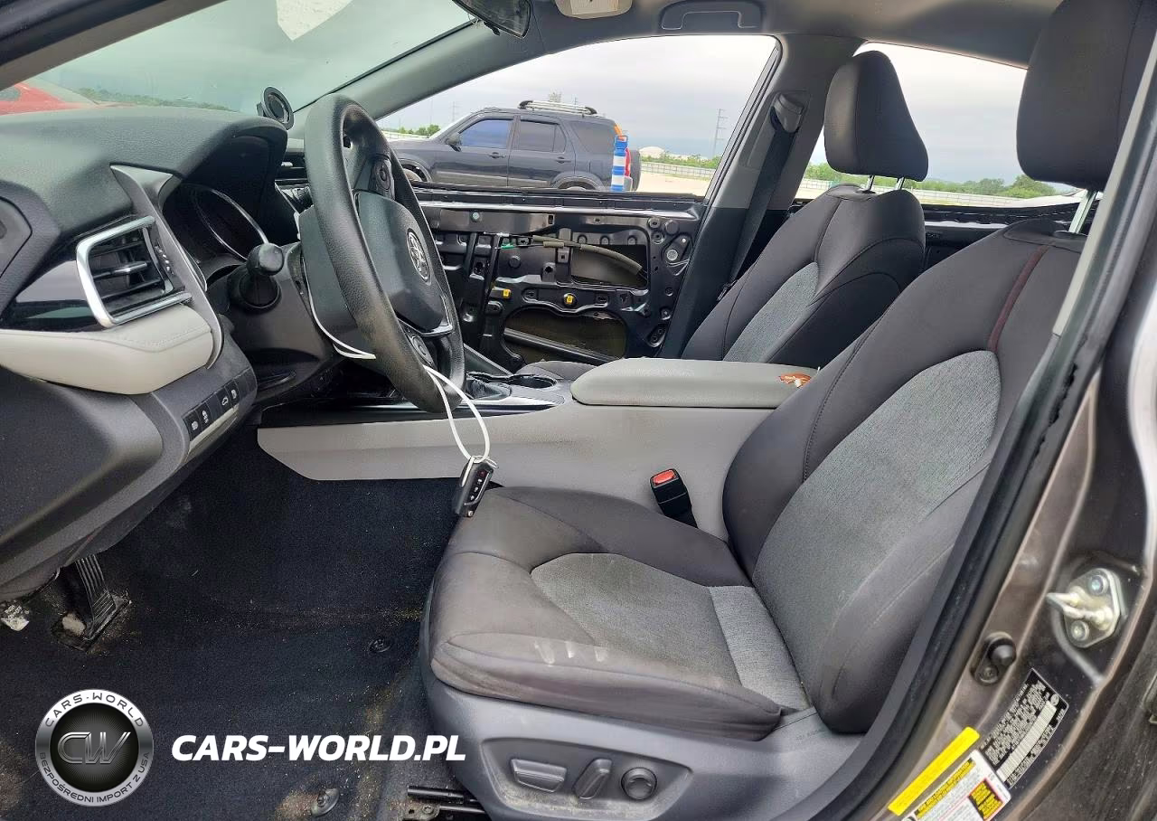 2018 Toyota Camry Le VIN:4T1B11HK6JU026769 - 7