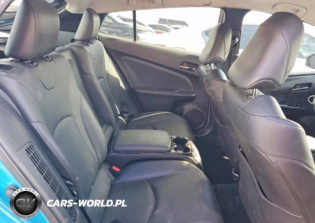 2017 Toyota Prius Prime Advanced VIN:JTDKARFP8H3039590 - 10