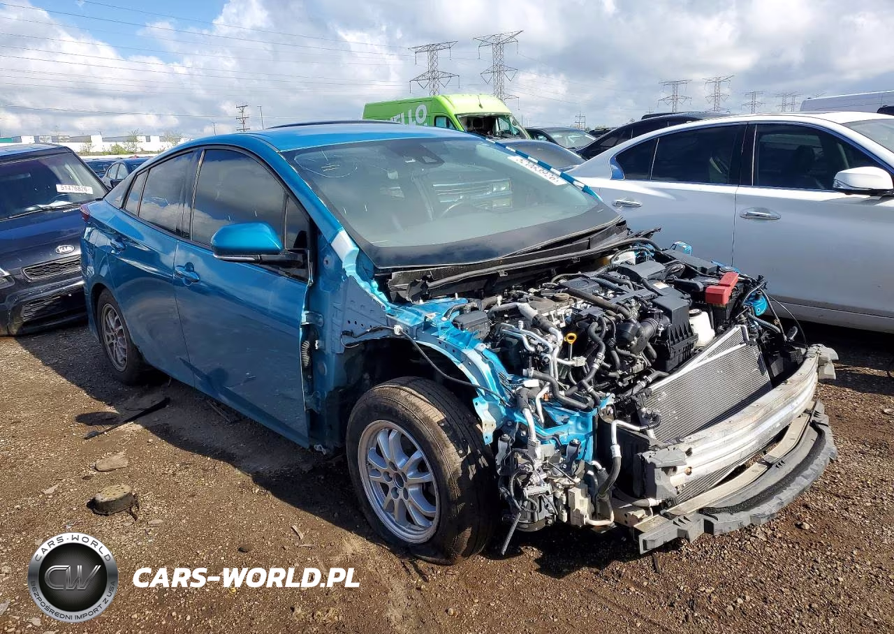 2017 Toyota Prius Prime Advanced VIN:JTDKARFP8H3039590 - 4