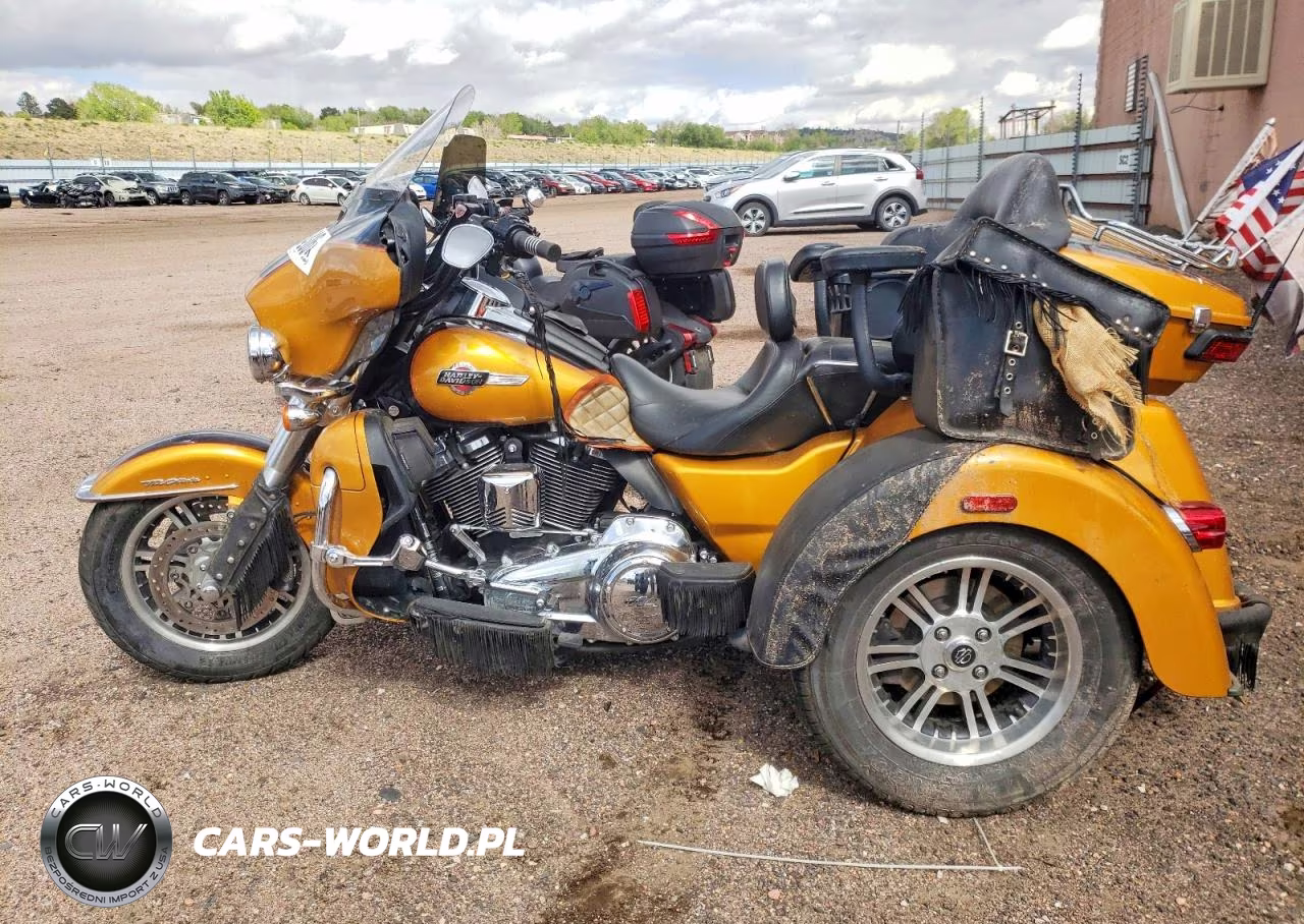 2023 Harley-Davidson Flhtcutg VIN:1HD1MAF10PB850870 - 3