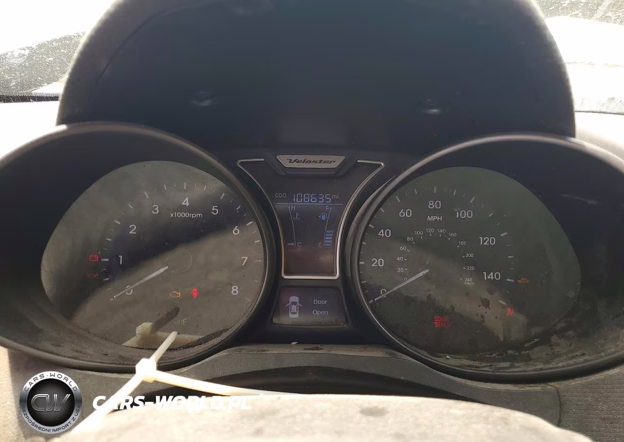 2013 Hyundai Veloster Turbo VIN:KMHTC6AE9DU132301 - 9